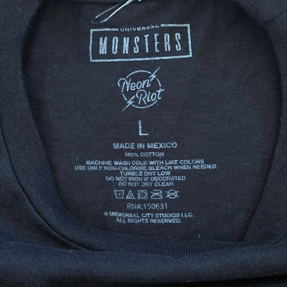 Neon Riot Universal Monsters FRANKENSTEIN Graphic Tee👕 - NWOT - Picture 6 of 13